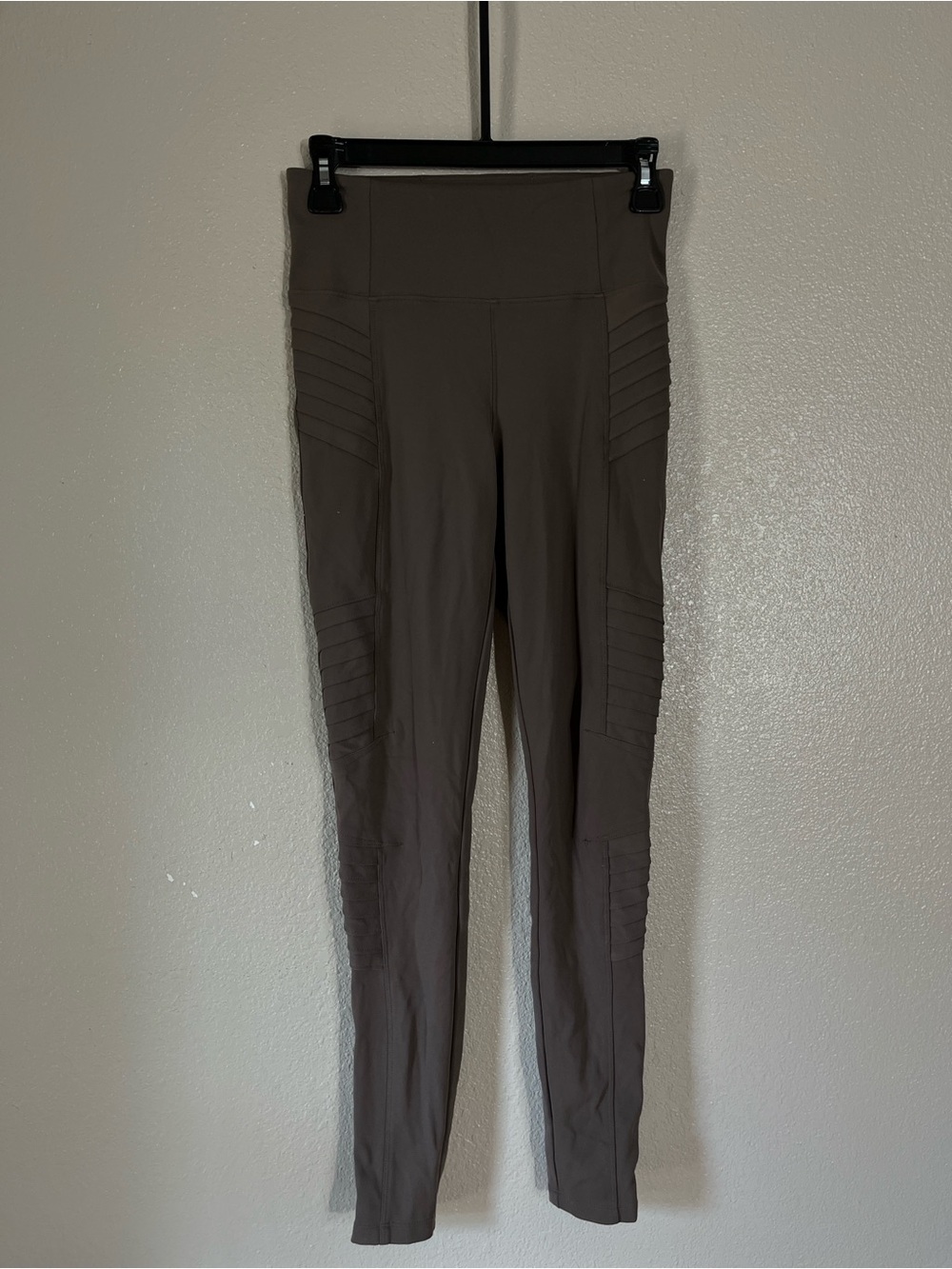 ATHLETA Women's High-Waist Moto Leggings - Taupe